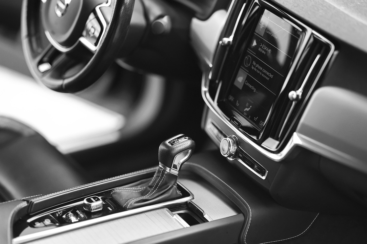 頭金ゼロで車のサブスクを利用した乗換えは疲れないのか？