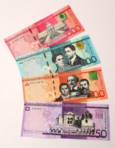 頭金ゼロの短期マイカープランは中途解約で違約金がある？
