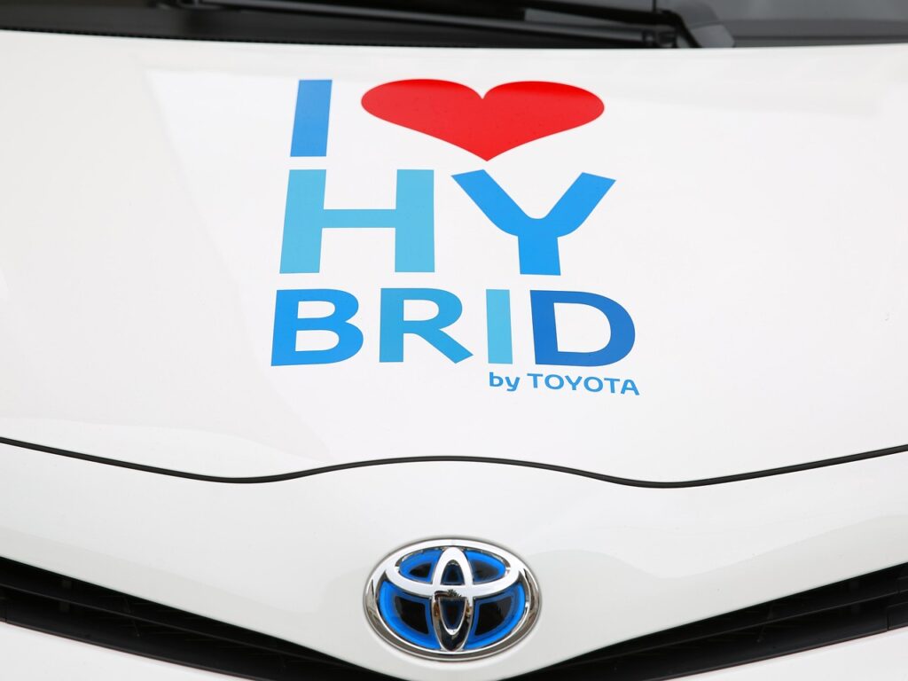 ハイブリッド車の頭金ゼロで即日納車は在庫があるか？